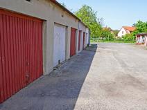 Prodej garážového stání, Valtice, Malá Strana, 15 m2