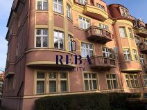 Prodej bytu 3+1, Karlovy Vary, Poděbradská, 103 m2