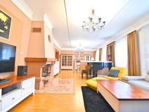 Prodej rodinného domu, Chomutov, Husova, 260 m2
