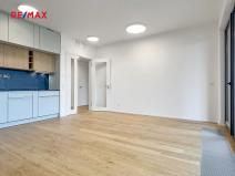 Pronájem bytu 2+kk, Praha - Smíchov, Podbělohorská, 62 m2