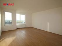 Prodej bytu 1+kk, Praha - Dolní Počernice, Černodolská, 39 m2