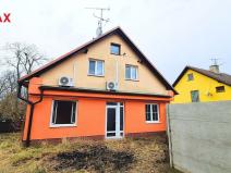 Prodej bytu 6+kk a větší, Hrušovany nad Jevišovkou, Na Hrádku, 95 m2