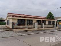 Pronájem kanceláře, Praha - Hloubětín, Nademlejnská, 60 m2