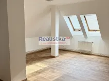 Pronájem bytu 2+1, Ostrava, Chocholouškova, 80 m2