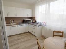 Prodej bytu 3+1, České Budějovice, Branišovská, 75 m2