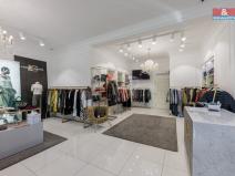 Prodej obchodního prostoru, Karlovy Vary, Zámecký vrch, 71 m2