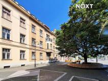 Pronájem kanceláře, Pardubice, náměstí Republiky, 13 m2