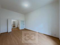 Pronájem bytu 3+1, Praha - Žižkov, Seifertova, 80 m2