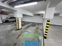 Pronájem garážového stání, Brno, Křepelčí, 16 m2