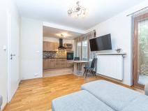 Pronájem bytu 2+kk, Praha - Dejvice, Lindleyova, 42 m2