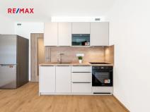 Pronájem bytu 1+kk, Praha - Hloubětín, U Tesly, 30 m2
