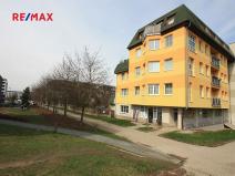 Prodej obchodního prostoru, Praha - Hlubočepy, Voskovcova, 141 m2