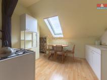 Prodej bytu 2+1, Lom, Husova, 60 m2