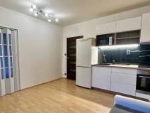 Prodej bytu 2+kk, Praha - Stodůlky, Bašteckého, 31 m2