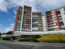Pronájem garážového stání, Praha - Hloubětín, Nademlejnská, 10 m2