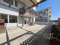 Pronájem bytu 3+kk, Praha - Vysočany, Pod Harfou, 160 m2