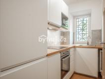 Pronájem bytu 2+kk, Praha - Bubeneč, Verdunská, 37 m2