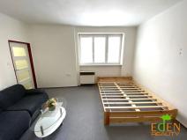 Pronájem bytu 1+kk, Plzeň, Na Belánce, 28 m2