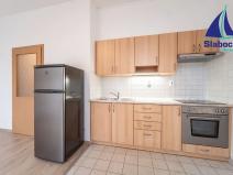 Pronájem bytu 1+kk, Praha - Horní Měcholupy, Padovská, 38 m2