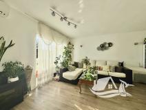 Prodej bytu 4+kk, Manilva, Španělsko, 81 m2