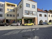 Pronájem bytu 2+kk, Hranice - Hranice I-Město, Pernštejnské náměstí, 44 m2