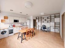 Pronájem bytu 2+kk, Praha - Holešovice, U městských domů, 45 m2