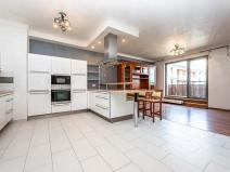 Pronájem bytu 3+kk, Praha - Vinohrady, Korunní, 96 m2