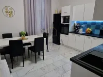 Prodej bytu 3+1, Karlovy Vary, náměstí Dr. M. Horákové, 77 m2