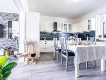 Prodej rodinného domu, Šardice, 205 m2
