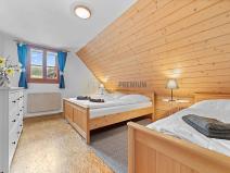 Prodej chalupy, Velké Karlovice, 180 m2