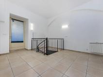 Prodej obchodního prostoru, Praha - Nové Město, Na bojišti, 139 m2