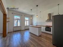Pronájem bytu 3+1, Teplice, Ruská, 105 m2