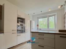 Prodej bytu 3+1, Teplice, Fibichova, 77 m2