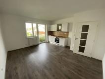Prodej bytu 1+kk, Tábor, U Areálu, 32 m2