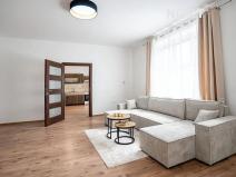 Prodej bytu 3+kk, Dvůr Králové nad Labem, Fügnerova, 80 m2