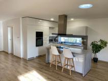 Prodej rodinného domu, Plešnice, 140 m2