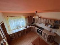 Prodej vícegeneračního domu, Čisovice, 250 m2