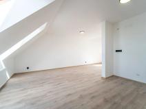 Prodej bytu 3+kk, Jesenice, Mezi Domy, 81 m2