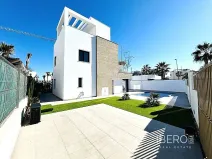 Prodej rodinného domu, Guardamar del Segura, Španělsko, 180 m2
