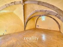 Pronájem obchodního prostoru, Znojmo, Horní náměstí, 31 m2