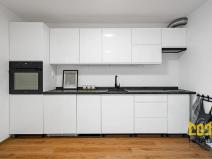 Pronájem bytu 1+kk, Chýně, Uherova, 38 m2