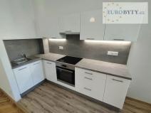 Pronájem bytu 1+kk, Praha - Vršovice, Vršovická, 36 m2