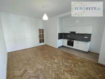 Pronájem bytu 1+kk, Praha - Vršovice, Vršovická, 36 m2