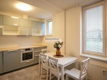 Pronájem bytu 2+kk, Plzeň, Slovanská alej, 65 m2