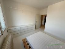 Pronájem bytu 2+kk, Praha - Karlín, Vítkova, 41 m2