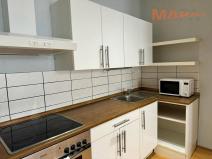 Pronájem bytu 2+kk, Chomutov, Revoluční, 56 m2