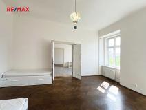 Pronájem bytu 3+1, Praha - Smíchov, Nádražní, 84 m2