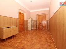 Prodej bytu 3+1, Nový Bor - Arnultovice, Gen. Svobody, 75 m2
