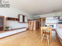 Prodej bytu 1+kk, Praha - Holešovice, Osadní, 44 m2