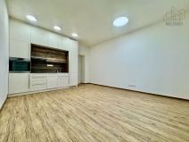 Pronájem bytu 2+kk, Praha - Smíchov, Ke Koulce, 51 m2